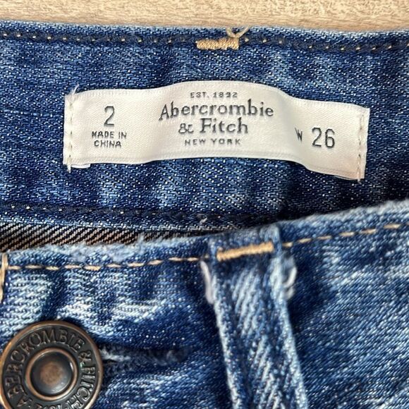 Abercrombie & Fitch Blue Jean Shorts Distressed Style size 2 / 26 - Picture 3 of 6